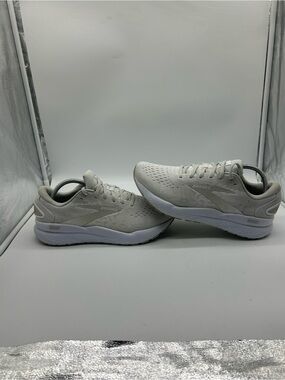 Brooks Ghost 16 White Grey - Size 11
